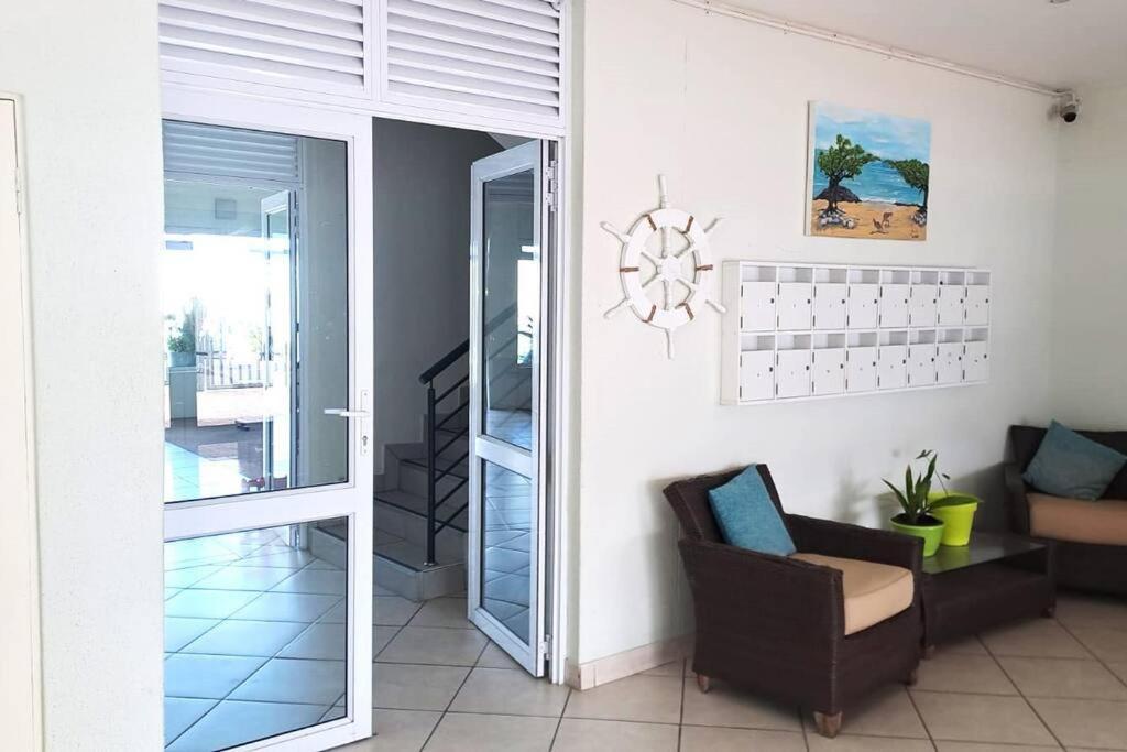 Apartment 1 Anchor Bay *