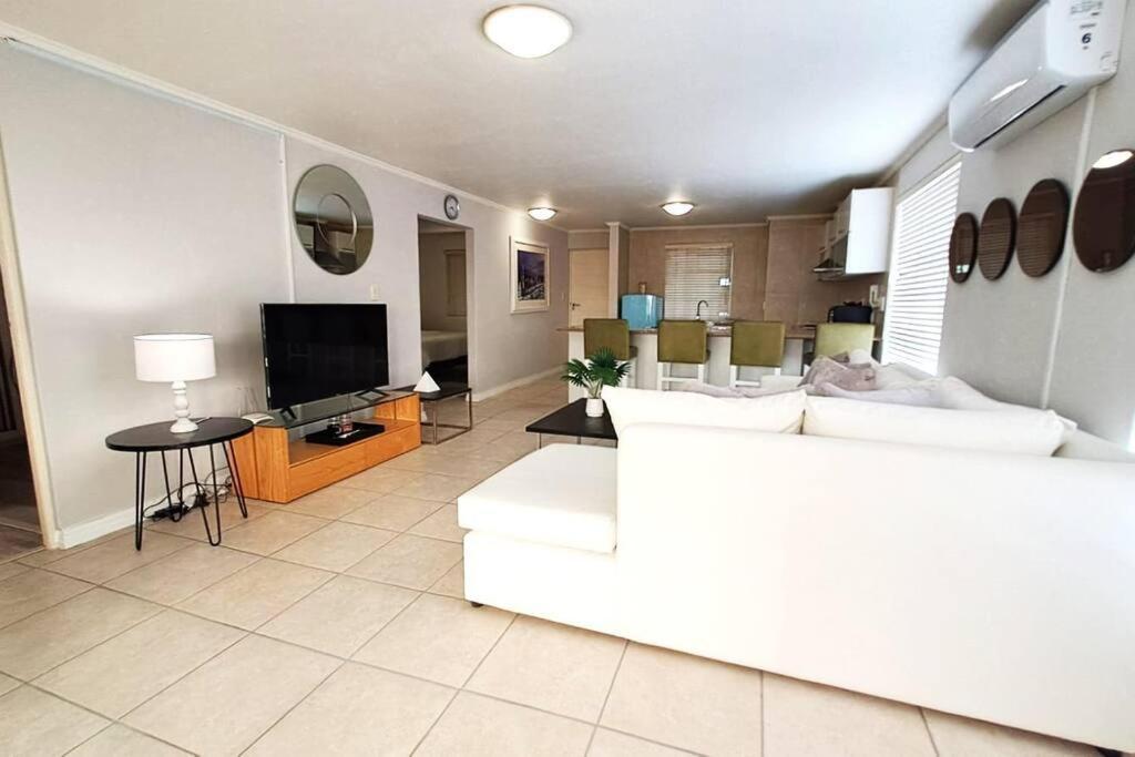 Apartment 1 Anchor Bay Kapstadt